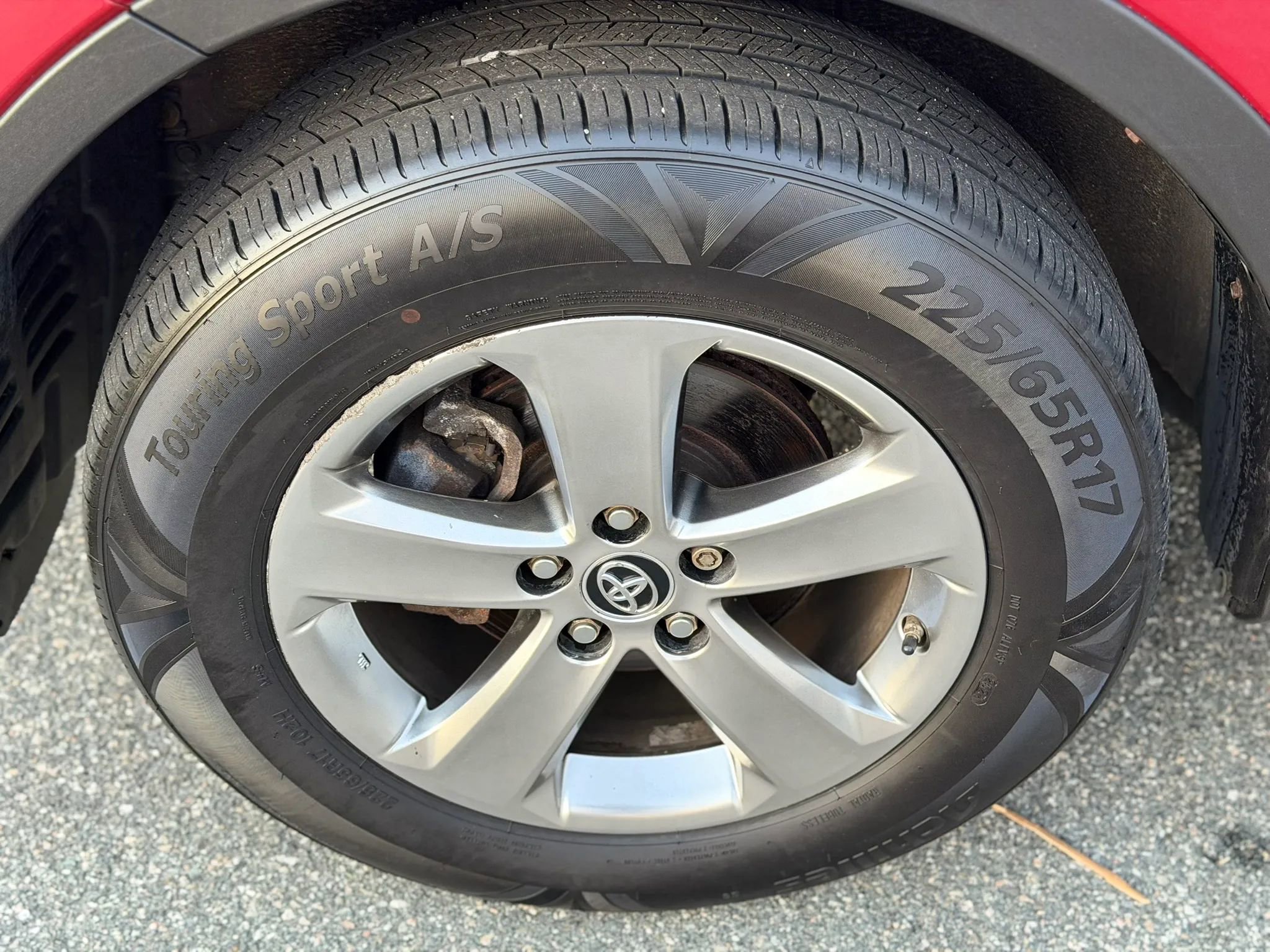 Used 2015 Toyota RAV4 XLE image 19