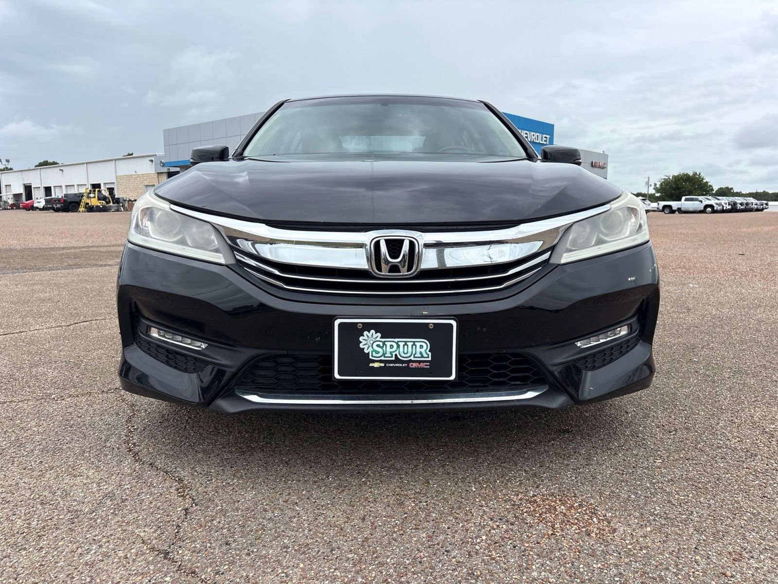 Used 2017 Honda Accord EX-L image 9