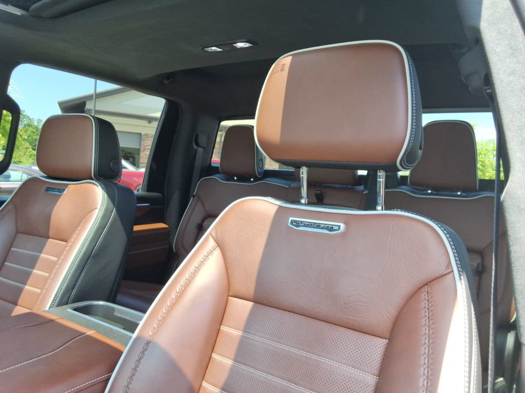 Certified 2025 GMC Sierra 2500 Denali Ultimate AWD/4WD image 25