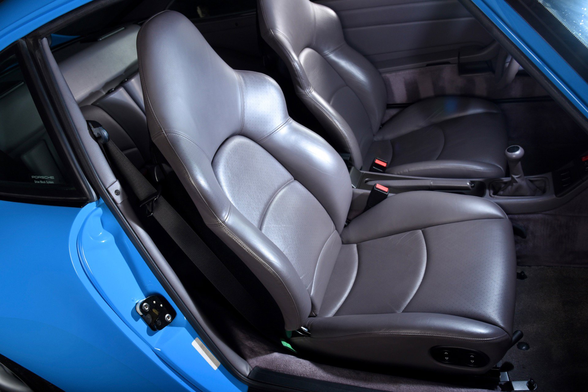 Used 1996 Porsche 911 Carrera image 5