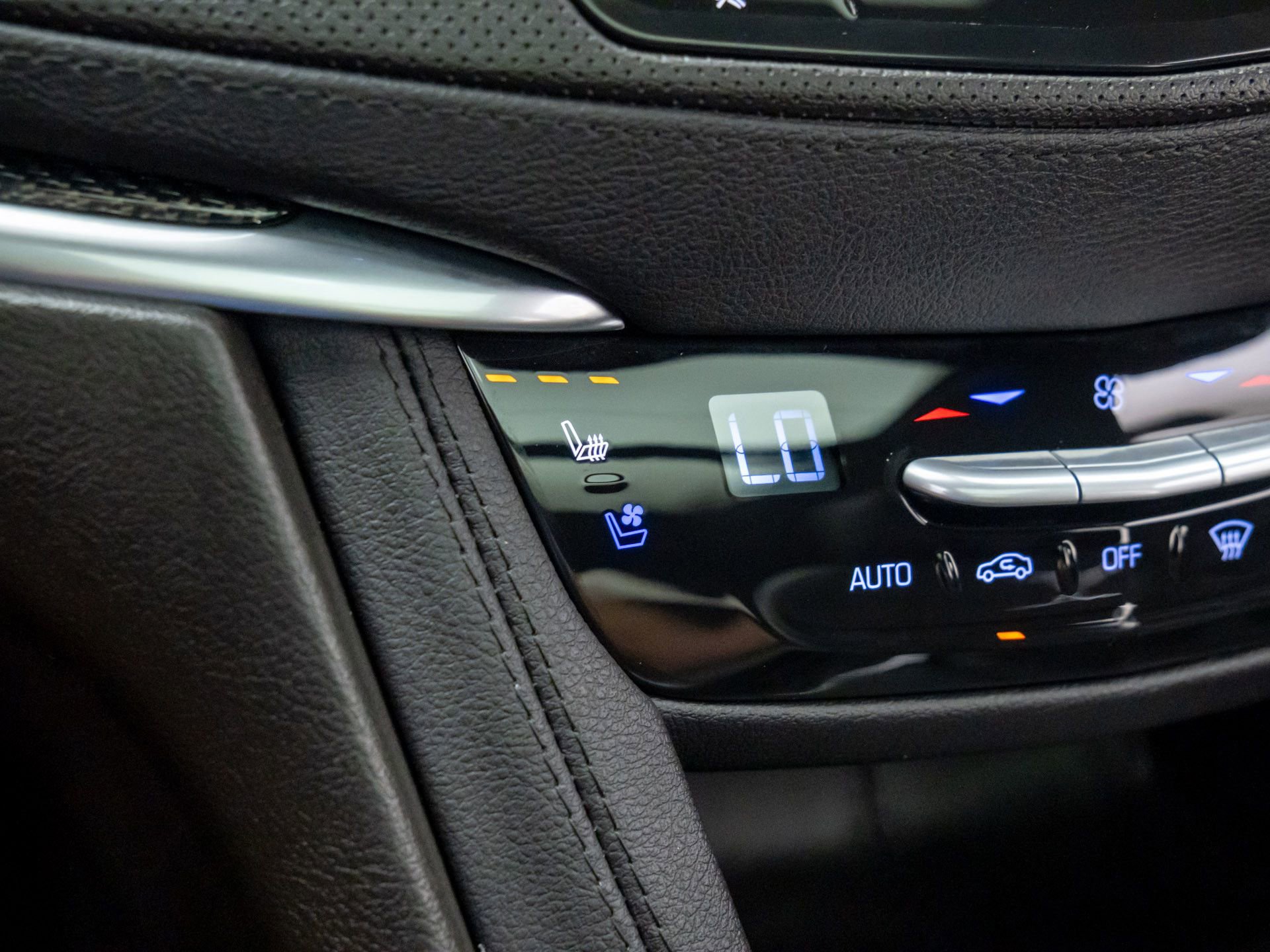 New 2025 Cadillac XT5 Sportv w/ Technology Package image 27