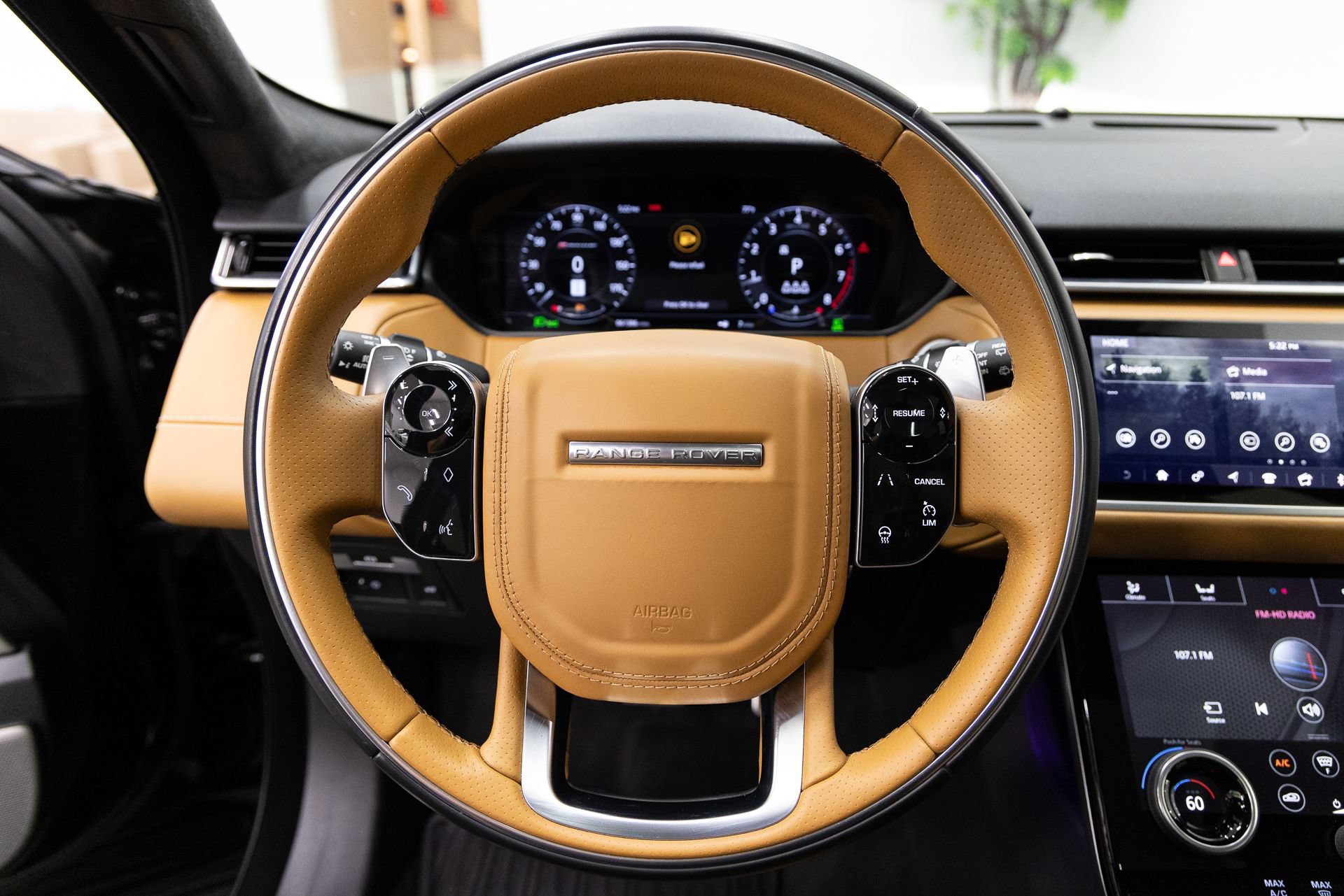 Used 2019 Land Rover Range Rover Velar R-Dynamic HSE AWD/4WD image 15