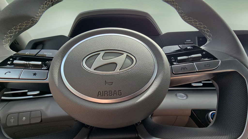New 2026 Hyundai Elantra Sport FWD image 12