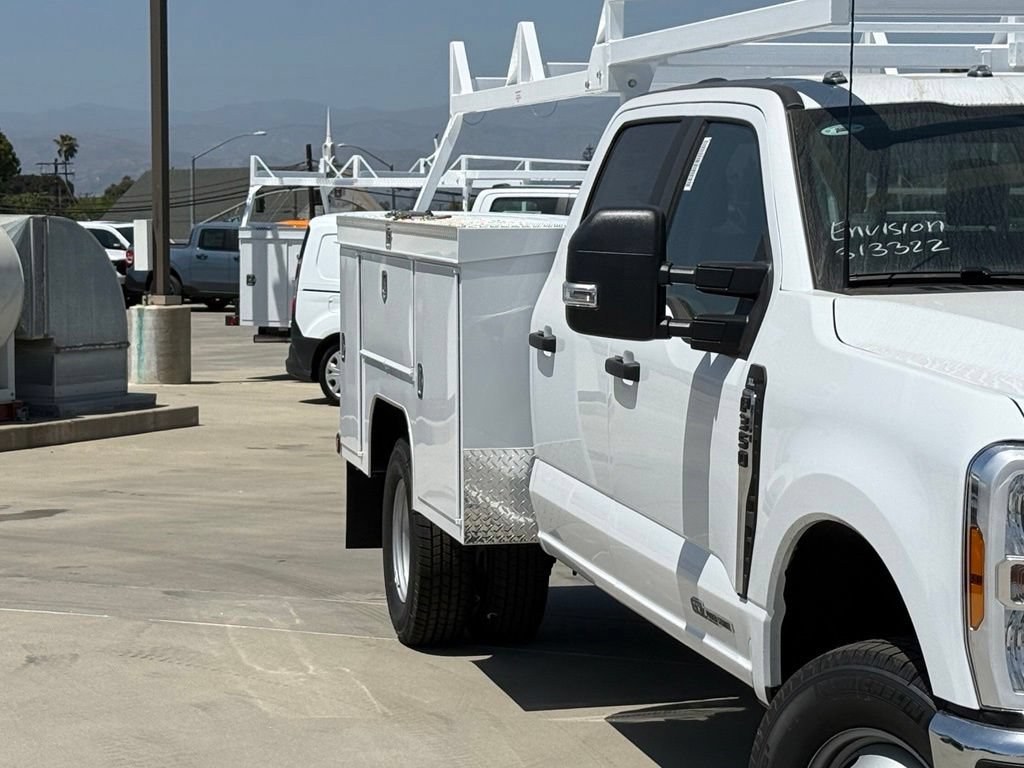 New 2026 Ford F350 XL w/ XL Chrome Package AWD/4WD image 5