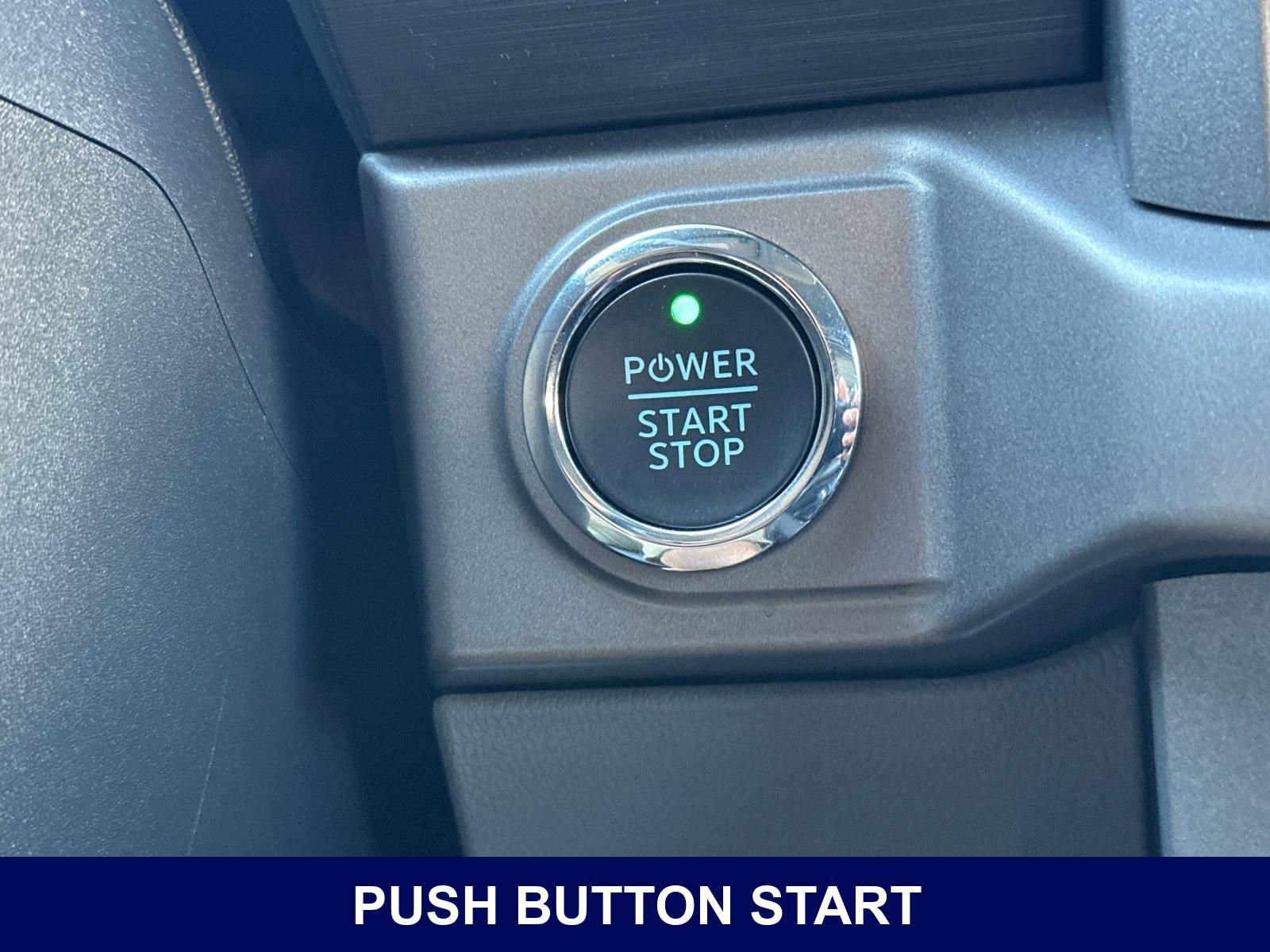 Used 2025 Ford F150 Lightning XLT AWD/4WD image 26