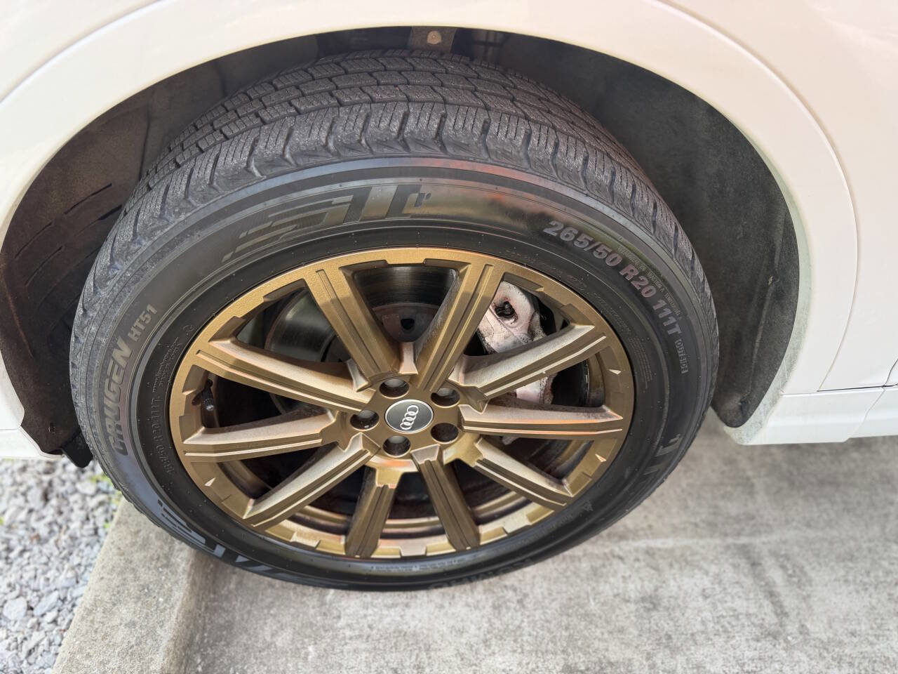 Used 2017 Audi Q7 3.0T Premium Plus image 29