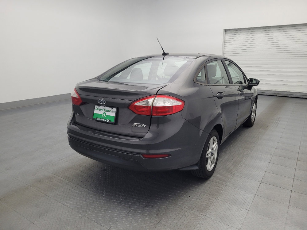 Used 2018 Ford Fiesta SE image 9