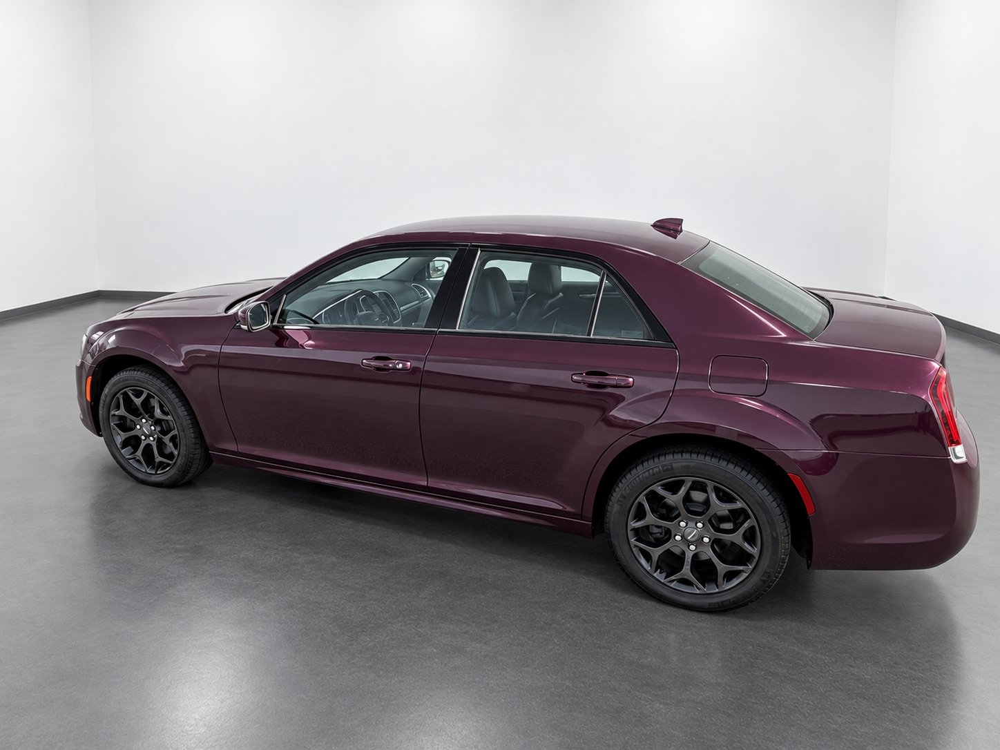 Used 2021 Chrysler 300 Touring L AWD/4WD image 8