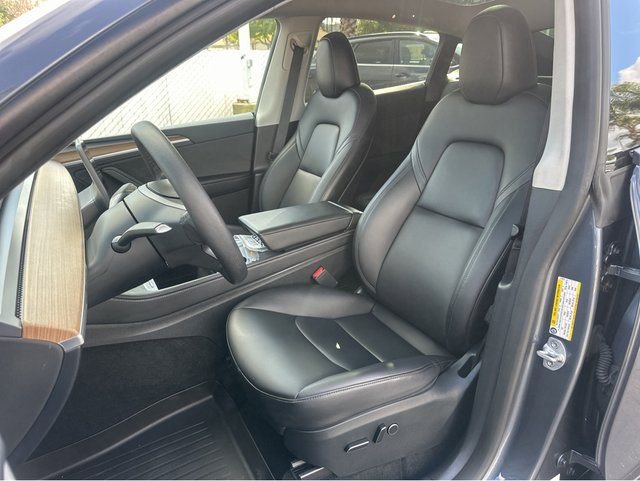 Used 2023 Tesla Model Y Long Range image 15