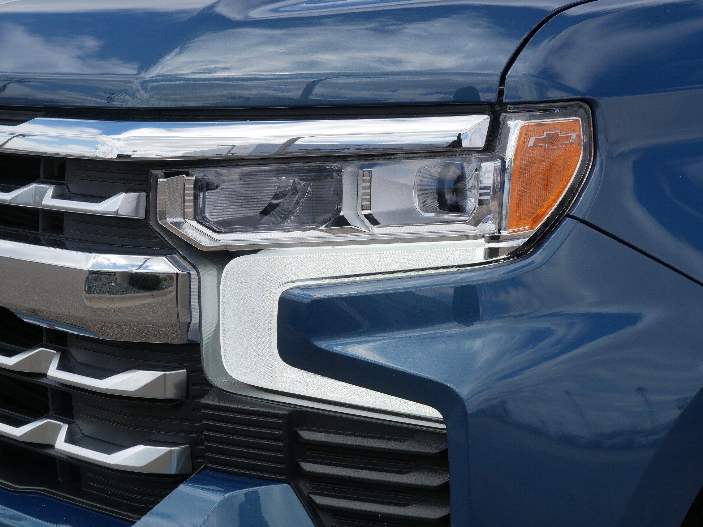 Used 2024 Chevrolet Silverado 1500 LTZ image 16