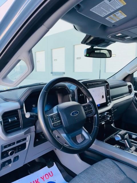 Used 2023 Ford F150 Lightning XLT image 12