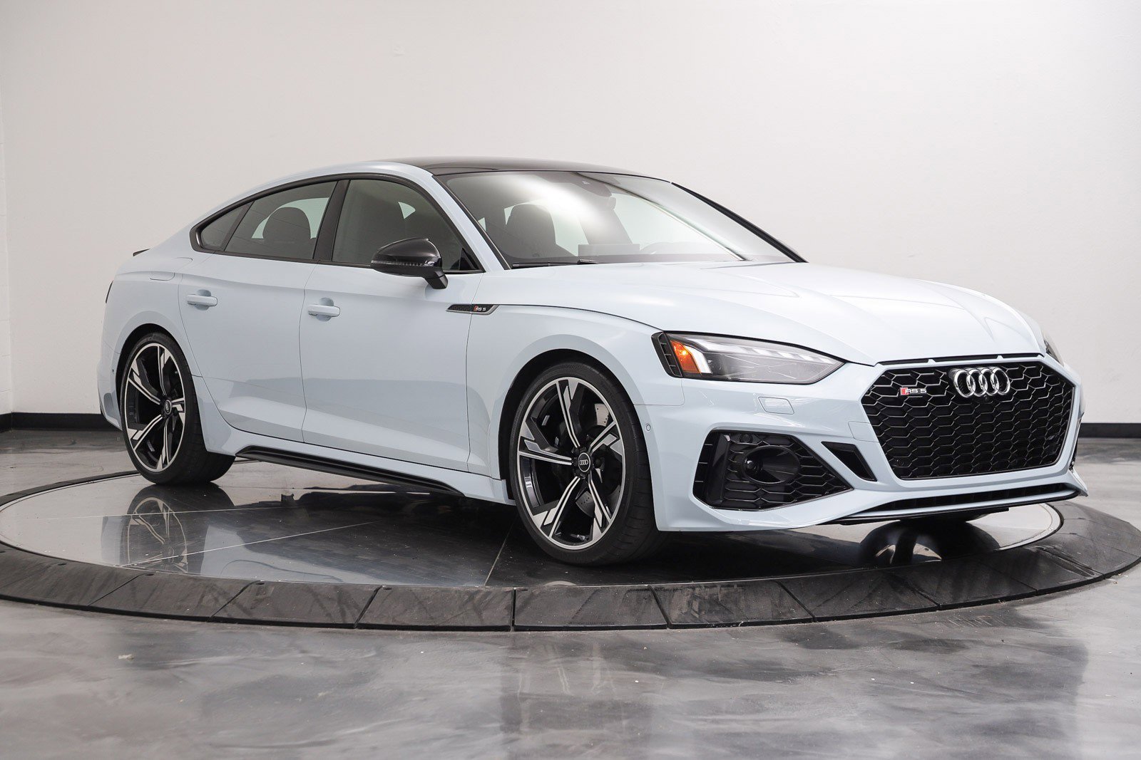 Used 2023 Audi RS 5 Sportback AWD/4WD image 7