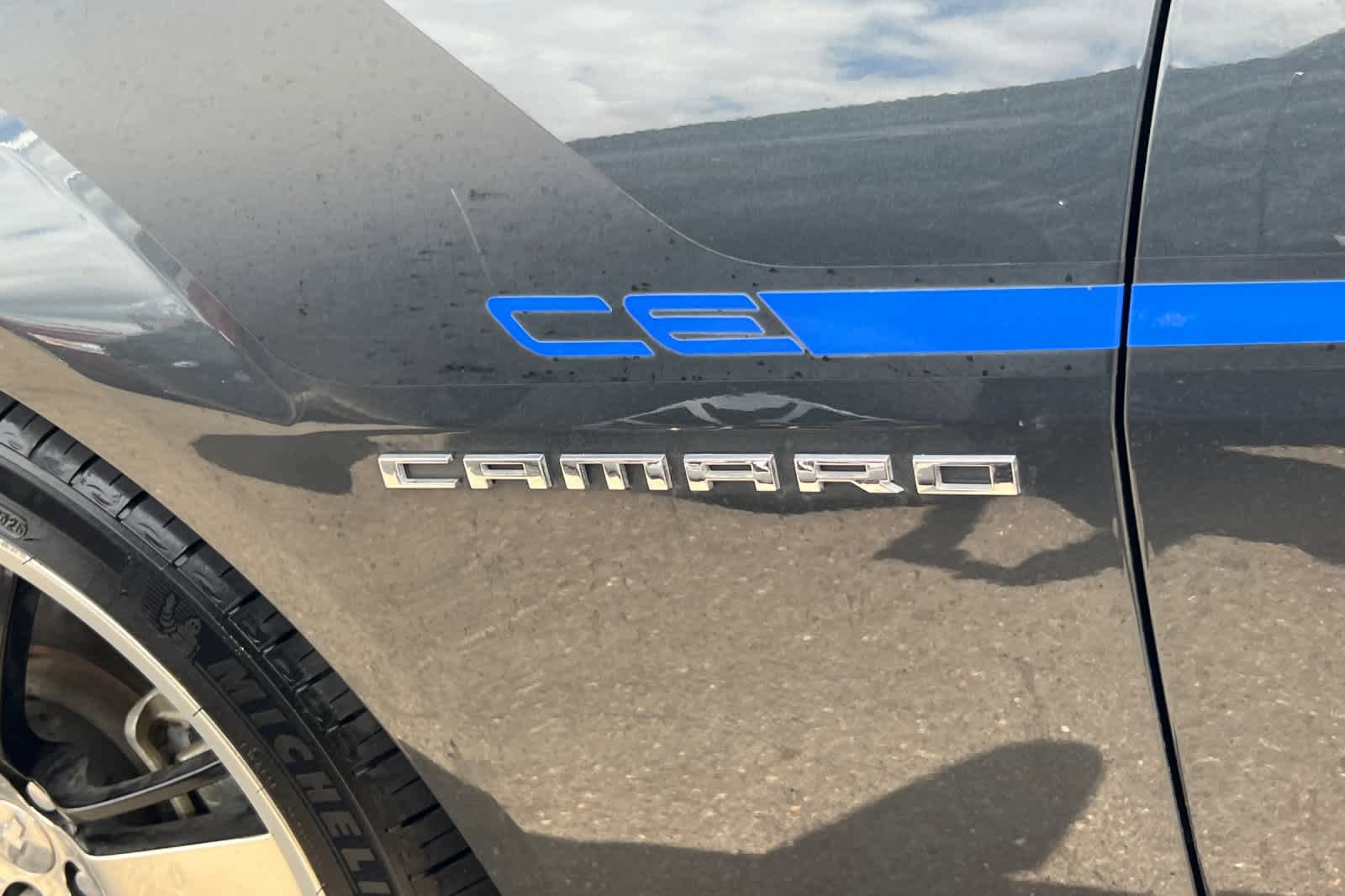 Used 2013 Chevrolet Camaro LS RWD image 21