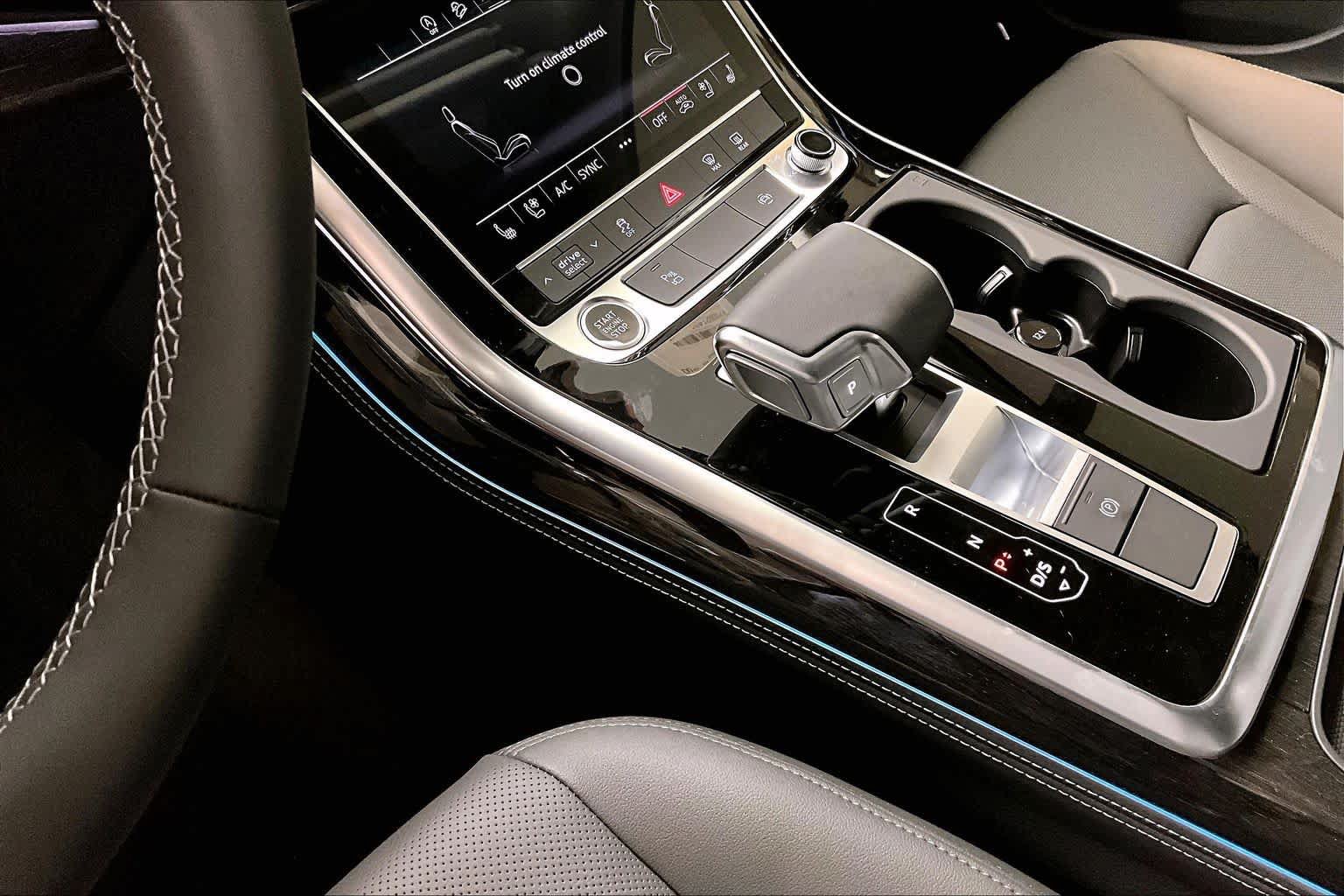New 2026 Audi Q7 2.0T Premium Plus AWD/4WD image 7
