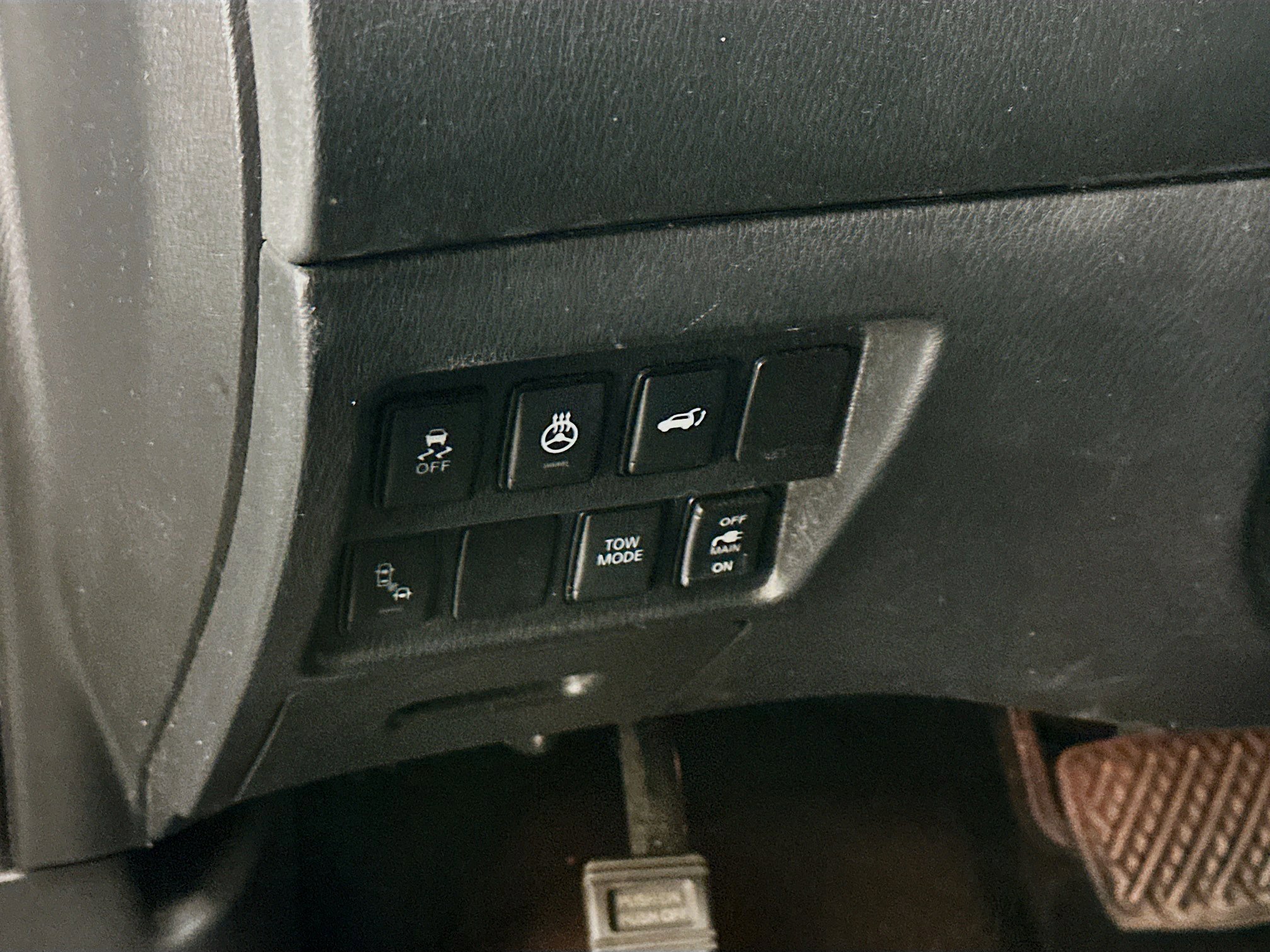 Used 2020 Nissan Pathfinder SL AWD/4WD image 17