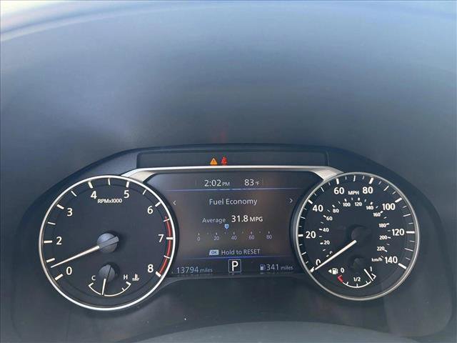 Used 2025 Nissan Altima 2.5 SR FWD image 12