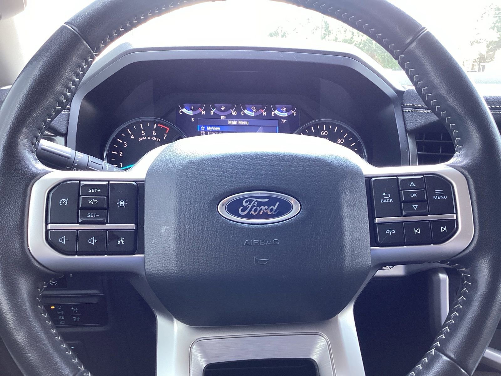 Used 2024 Ford Expedition Max XLT image 10