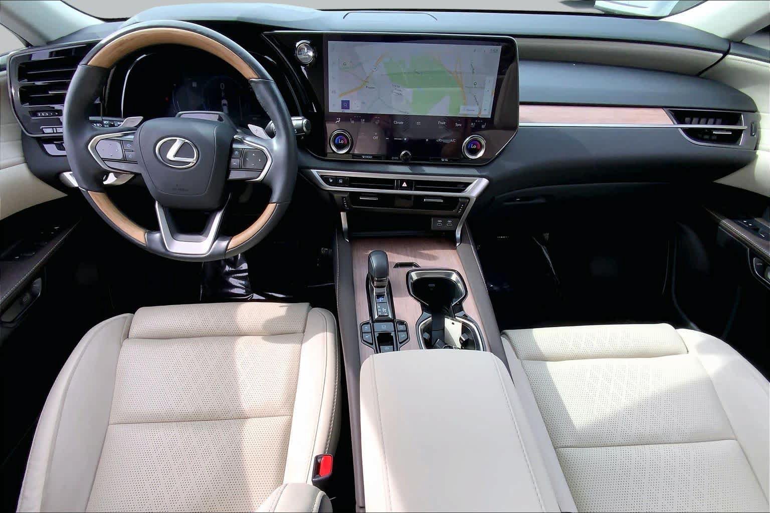 Used 2024 Lexus RX 350 AWD w/ Convenience Package image 16