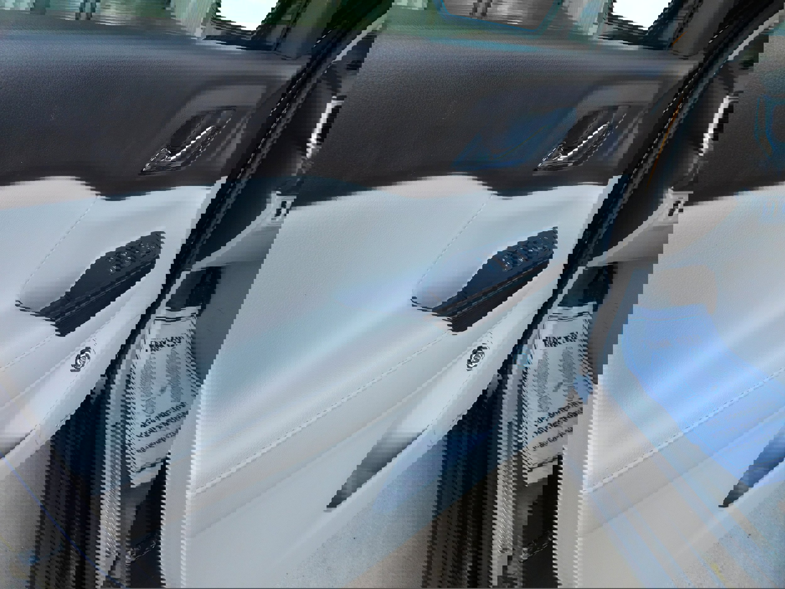 Used 2018 GMC Acadia SLT image 10