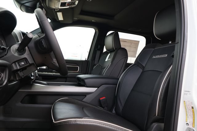 New 2026 RAM 2500 Laramie w/ Night Edition AWD/4WD image 9