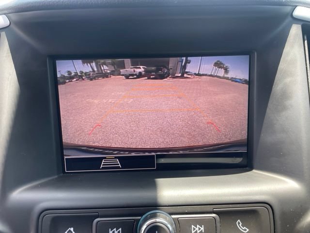 Used 2024 GMC Terrain SLE w/ Driver Convenience Package FWD image 14