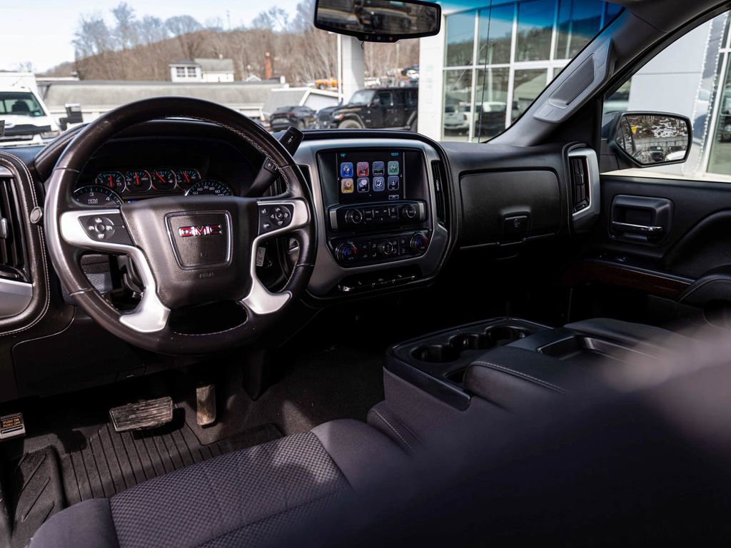 Used 2019 GMC Sierra 1500 SLE w/ SLE Value Package image 17