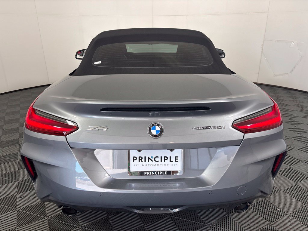 Certified 2024 BMW Z4 sDrive30i w/ Premium Package RWD image 6