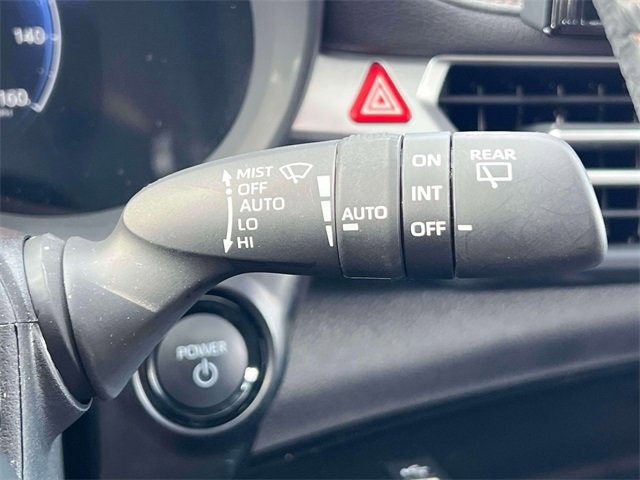 Used 2025 Toyota Sienna Platinum image 30