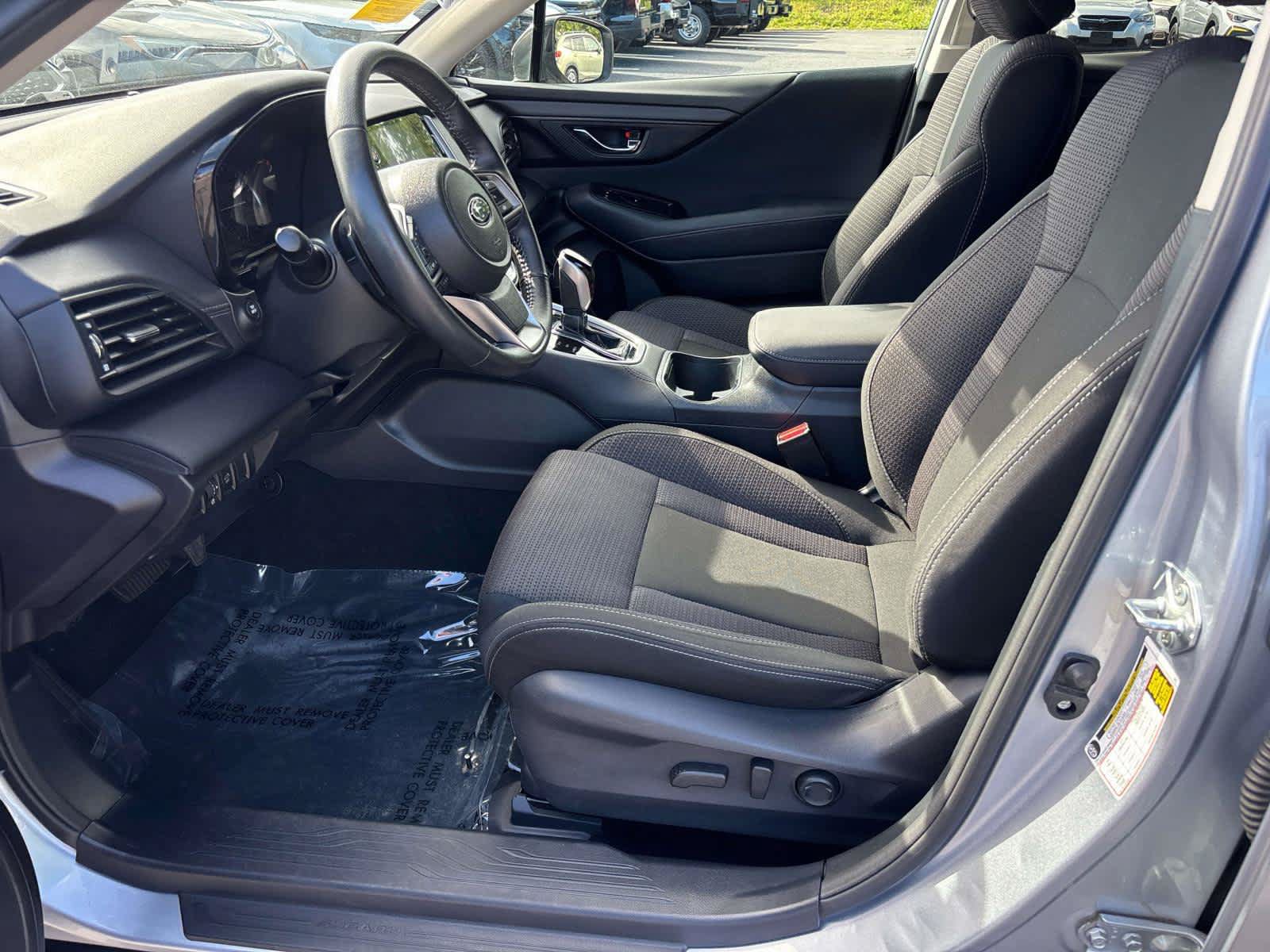 Used 2023 Subaru Outback Premium AWD/4WD image 10