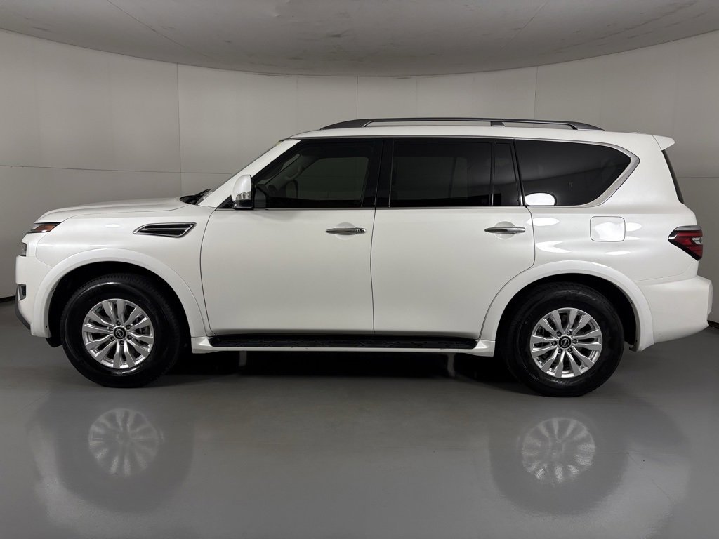 Used 2023 Nissan Armada SV image 5