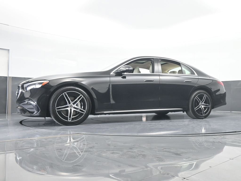 Used 2025 Mercedes-Benz E 350 4MATIC Sedan image 61