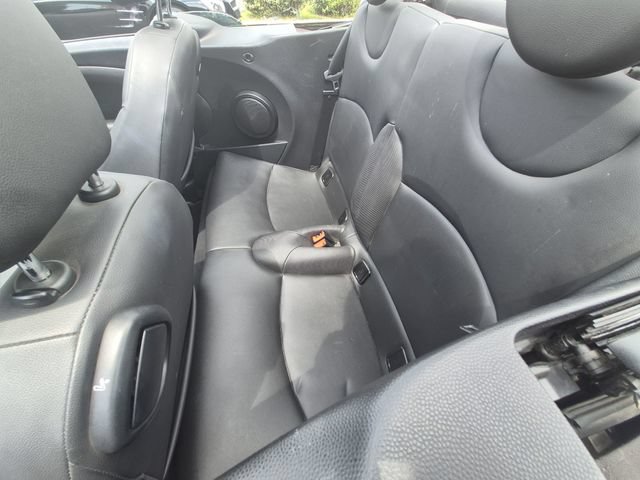 Used 2012 MINI Cooper Convertible FWD image 40
