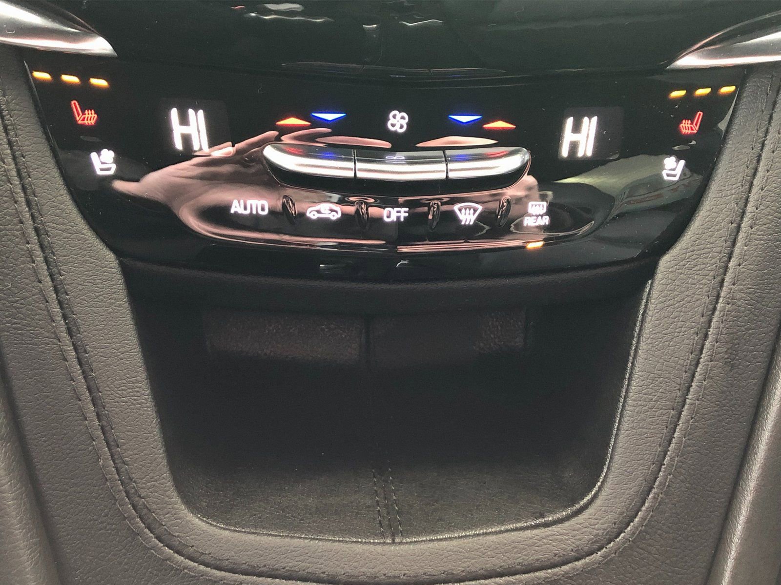 Certified 2023 Cadillac XT6 Sport image 29