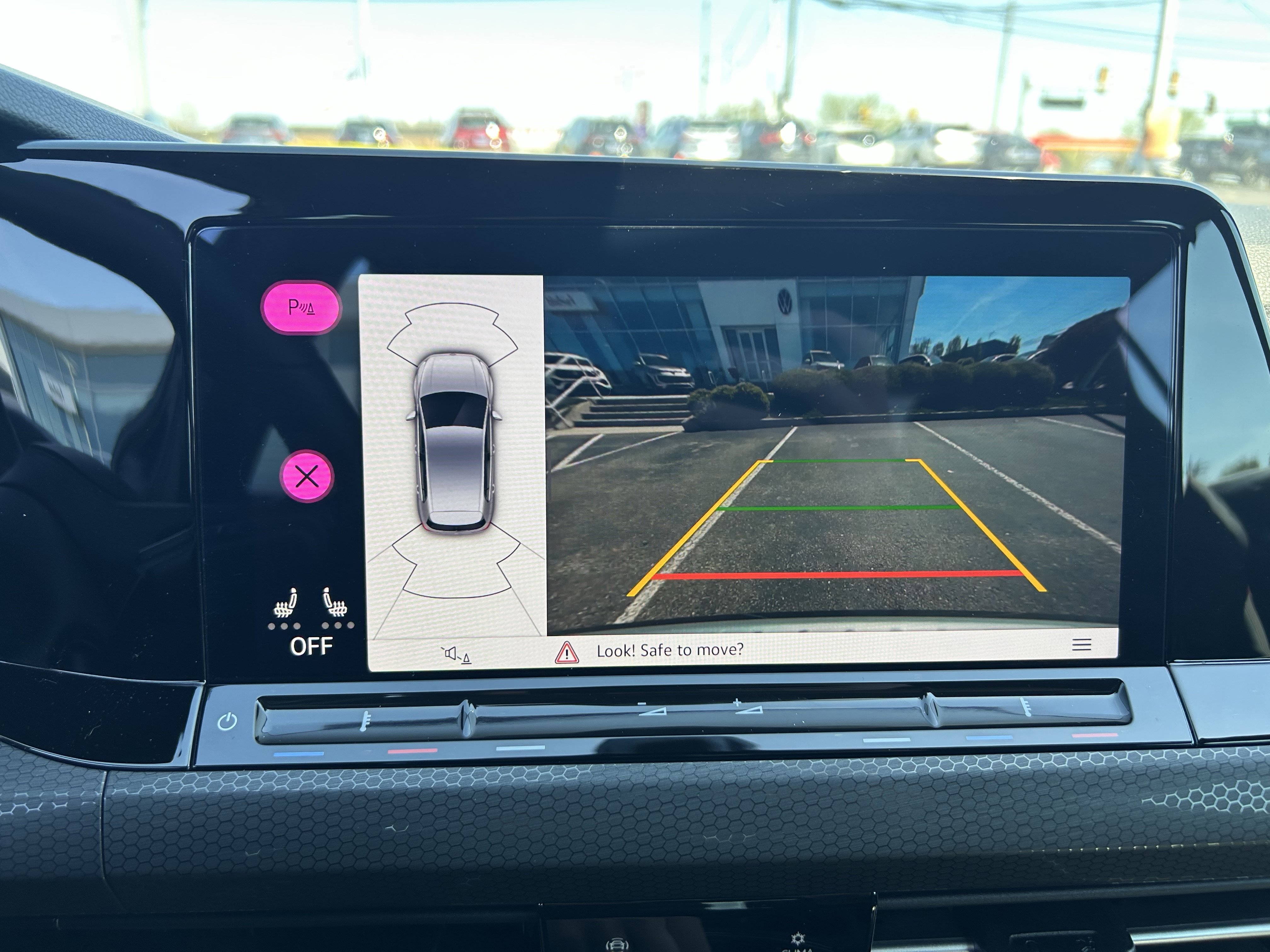 Certified 2024 Volkswagen GTI SE FWD image 15