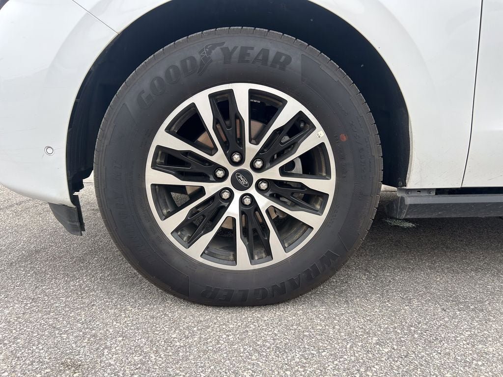 Certified 2025 Ford Expedition Platinum AWD/4WD image 44
