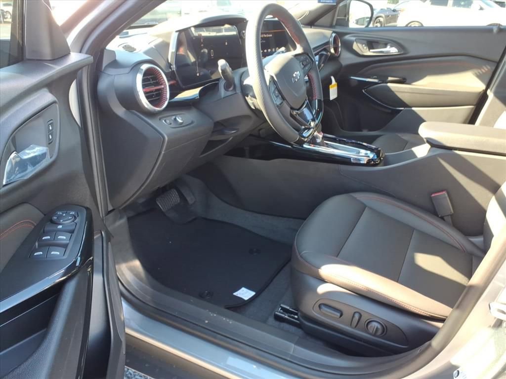 New 2026 Chevrolet Trax RS w/ Driver Confidence Package image 11