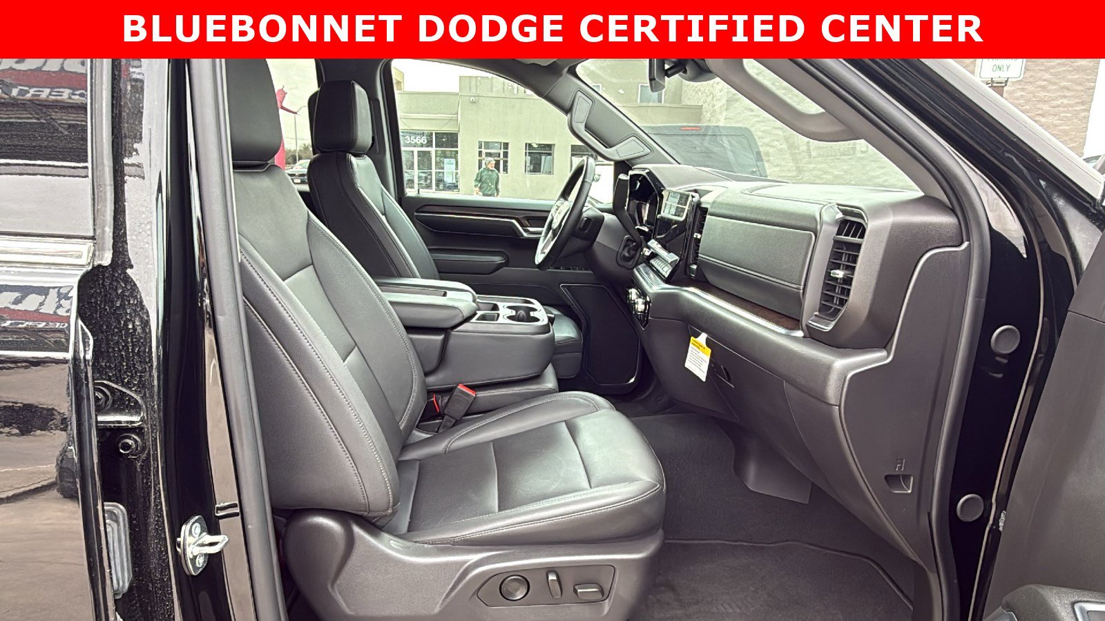 Used 2024 GMC Sierra 1500 SLT image 25