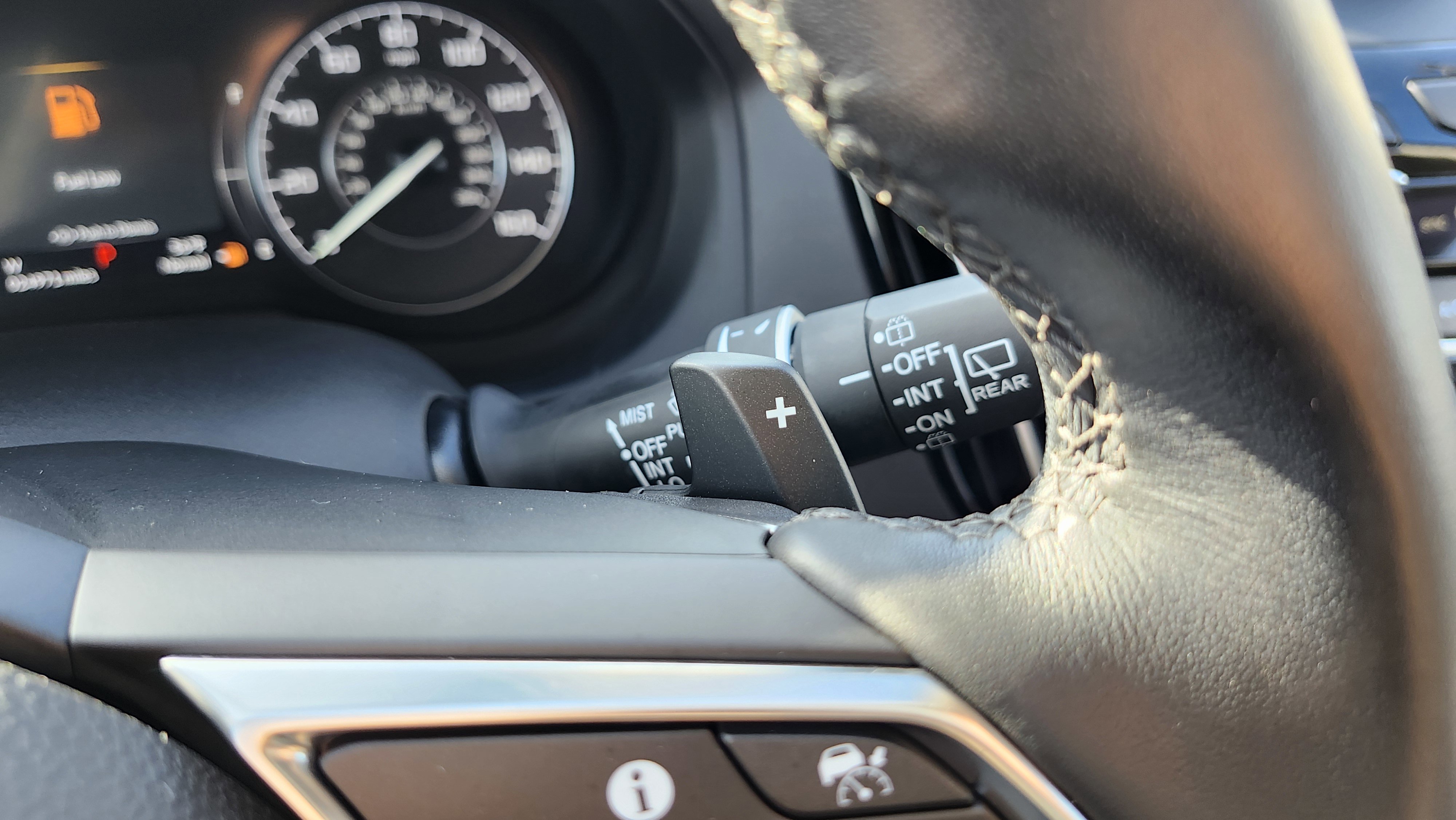 Used 2023 Acura RDX AWD image 36