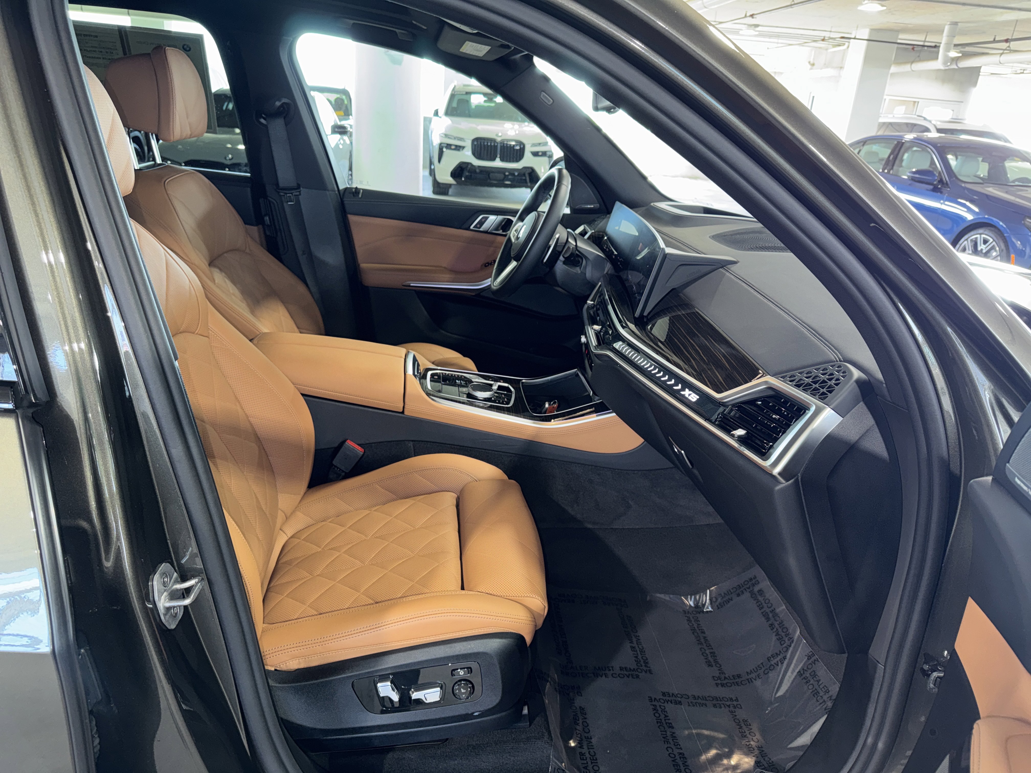 Certified 2025 BMW X5 xDrive40i w/ M Sport Package image 10