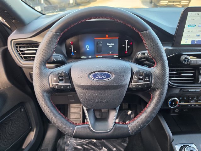 Used 2025 Ford Escape ST-Line Select AWD/4WD image 21