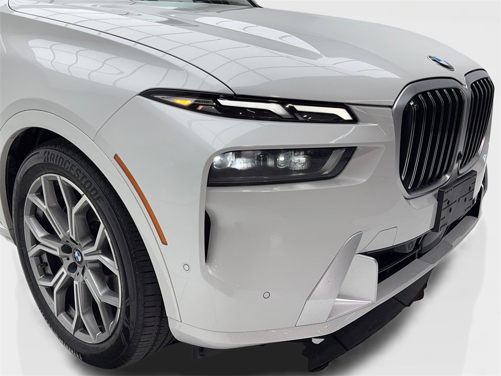 Used 2024 BMW X7 xDrive40i image 3
