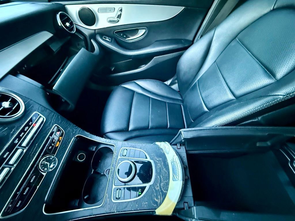Used 2018 Mercedes-Benz C 300 Sedan image 24