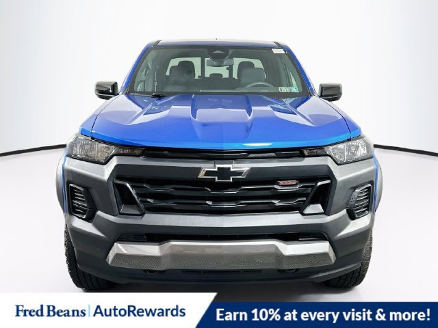 Used 2024 Chevrolet Colorado Trail Boss w/ Advanced Trailering Package AWD/4WD image 2