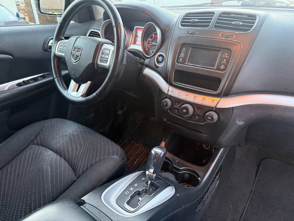 Used 2018 Dodge Journey SE w/ Connectivity Group image 6
