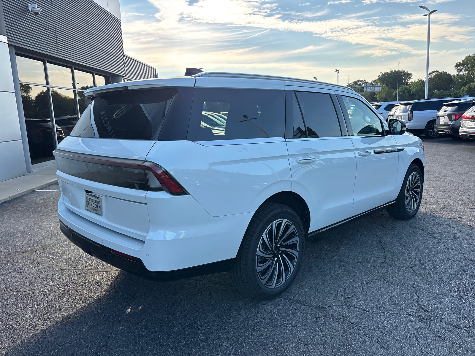 New 2027 Lincoln Navigator Black Label AWD/4WD image 7