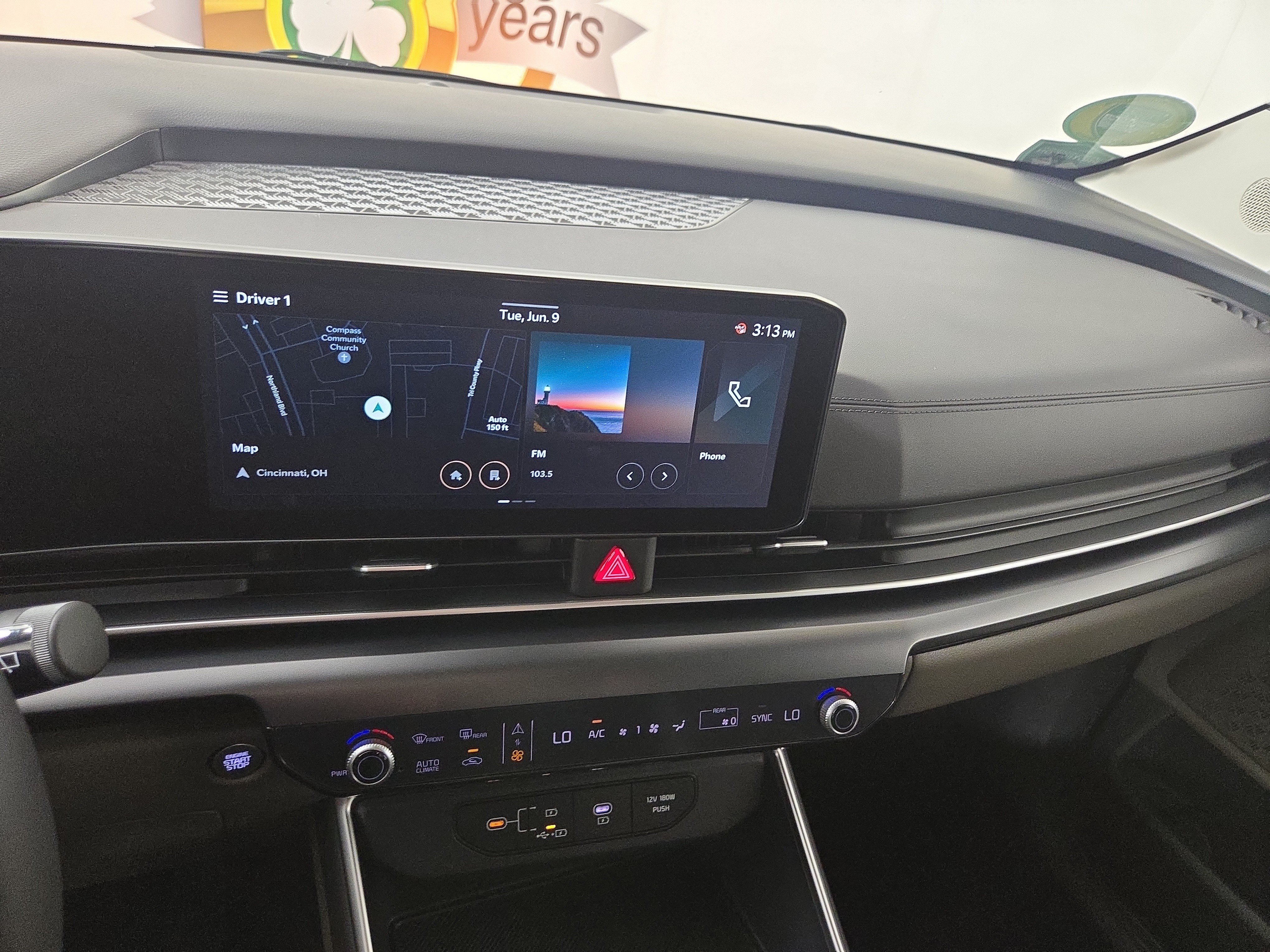 Used 2026 Kia Carnival FWD image 23