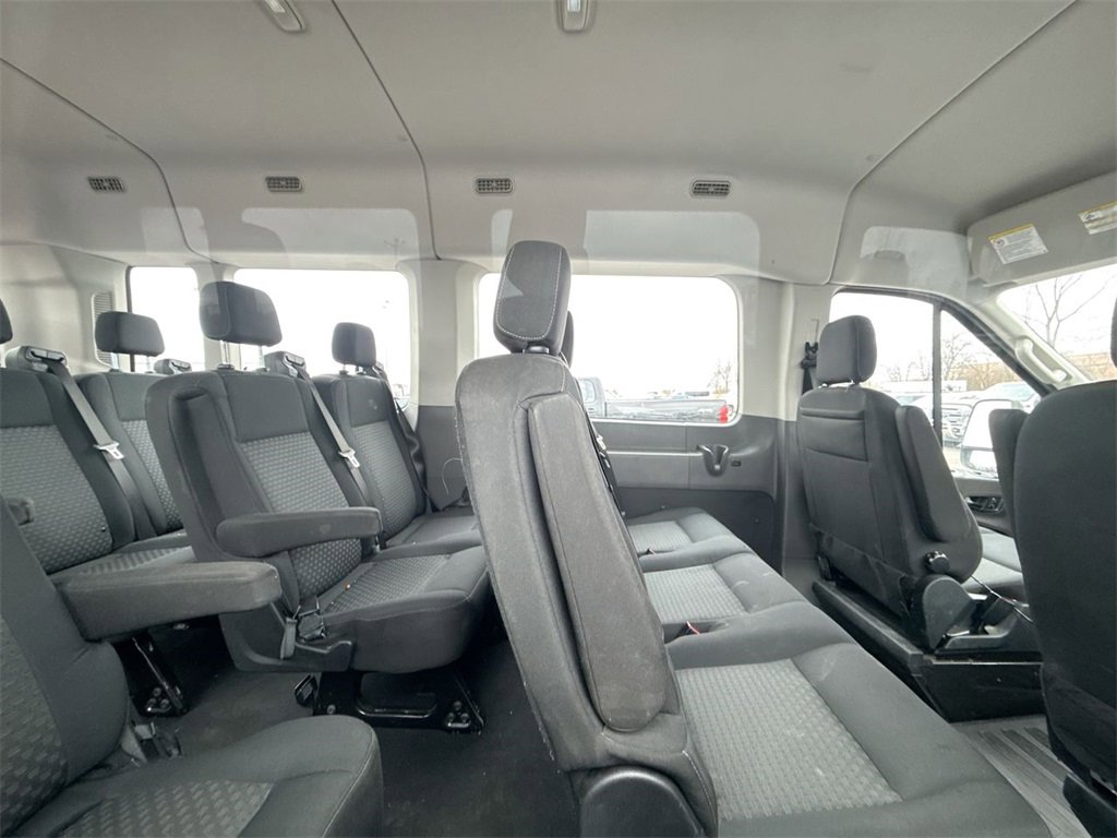 Used 2022 Ford Transit 350 XLT image 9