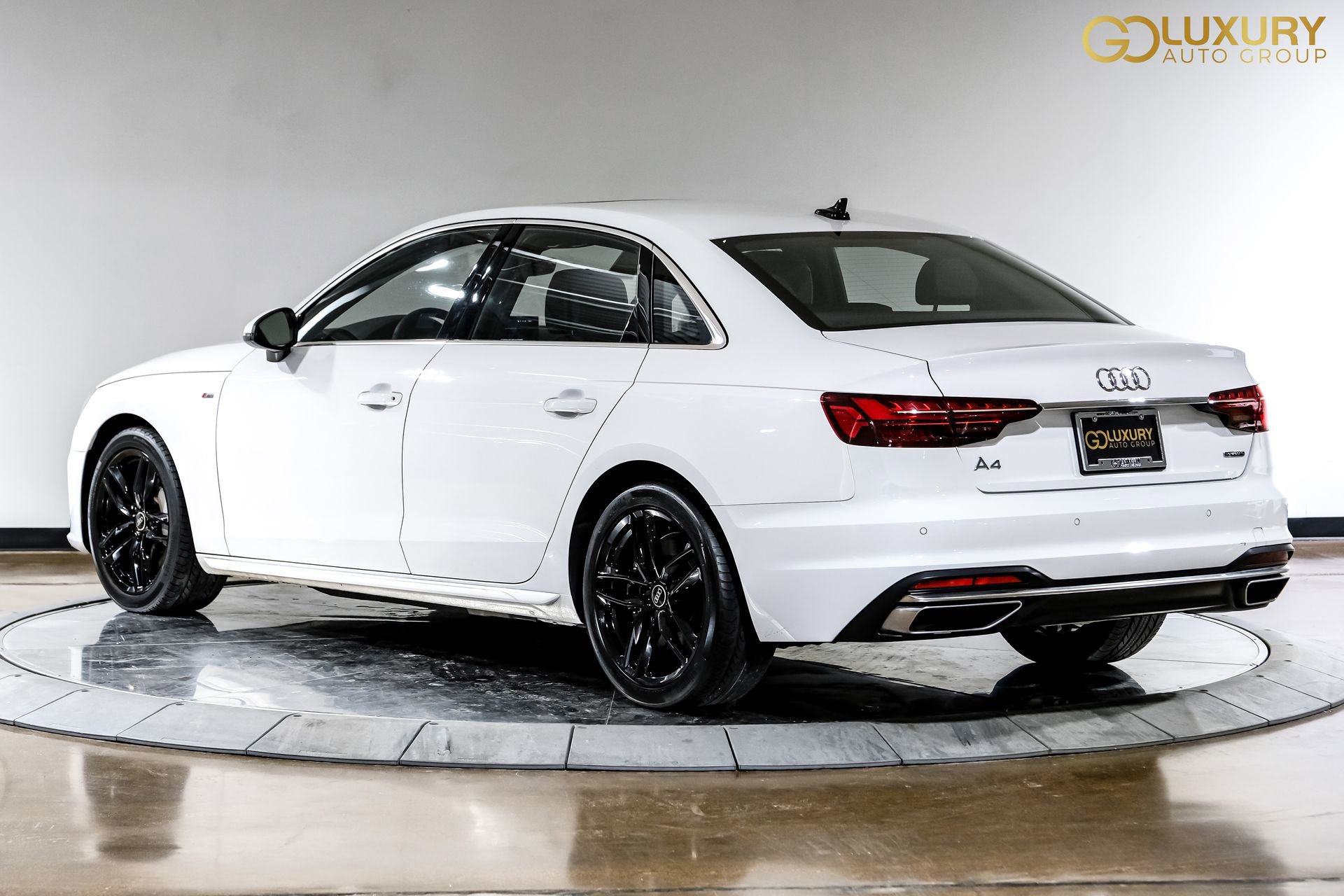 Used 2023 Audi A4 2.0T Premium w/ Convenience Package AWD/4WD image 12