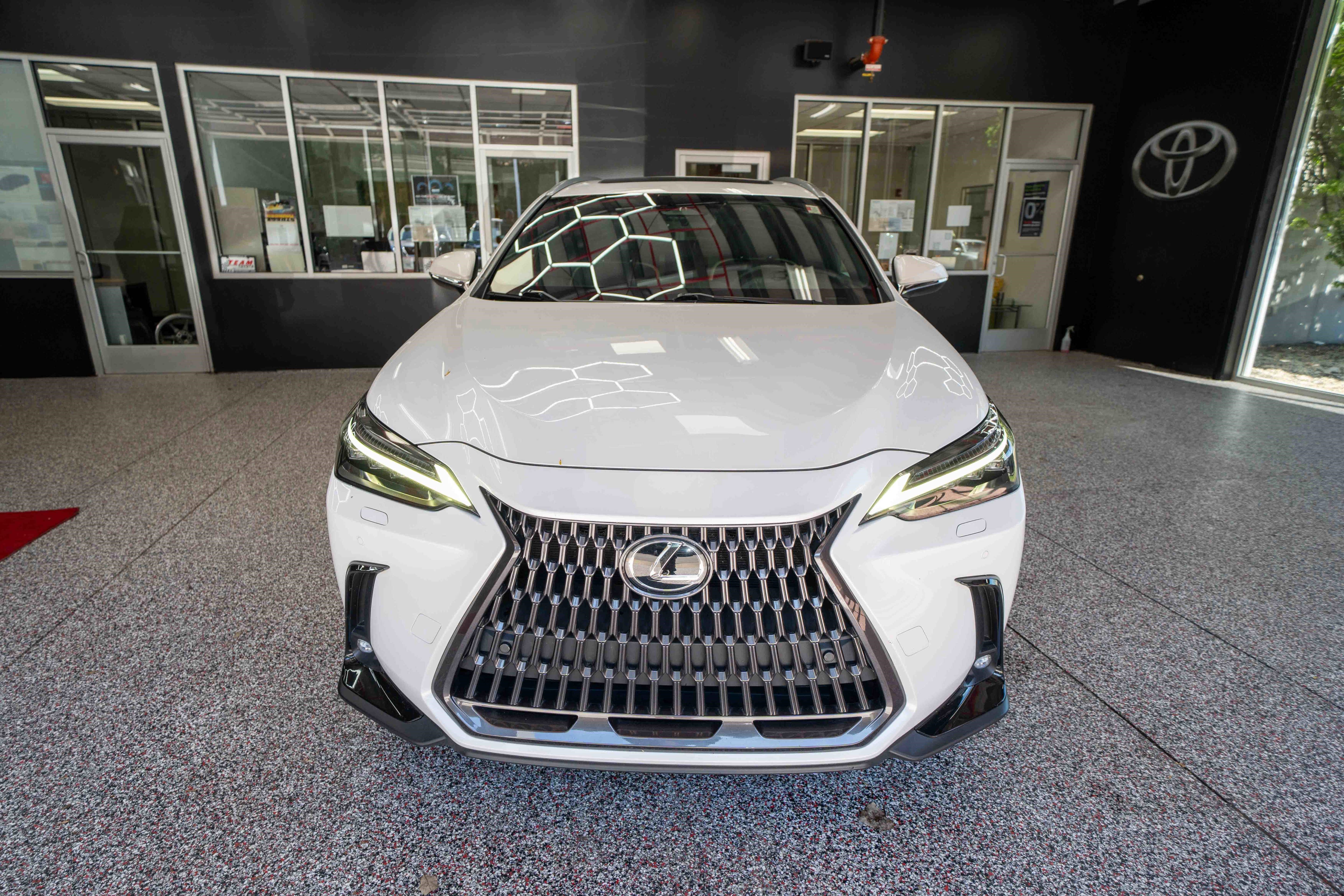 Used 2022 Lexus NX 350 AWD image 6
