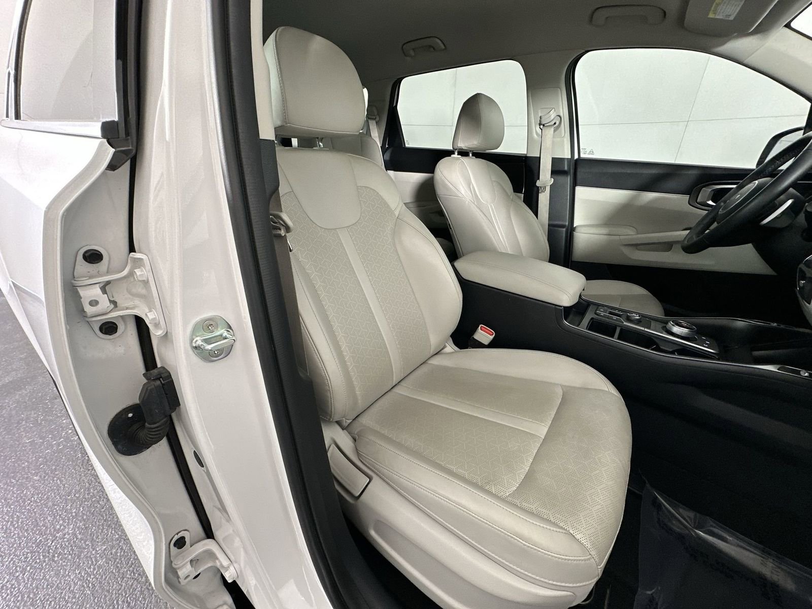 Used 2022 Kia Sorento EX image 27